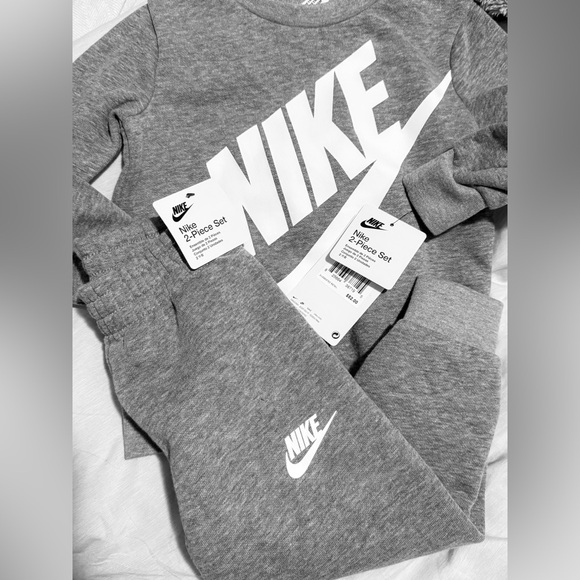 Nike Heather Gray Logo Tracksuit - Picture 1 of 1